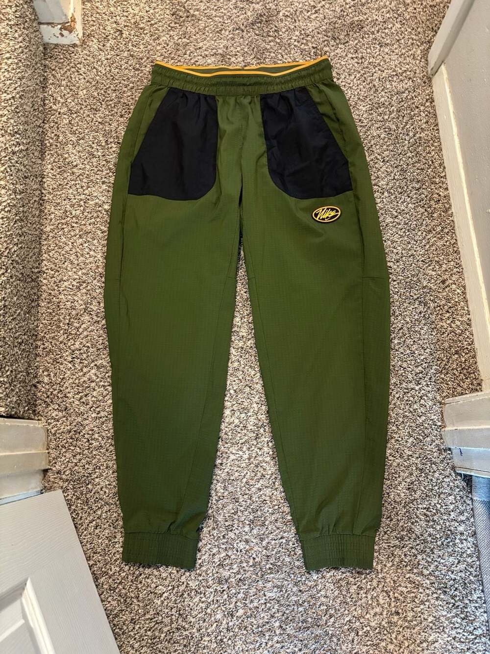 Nike Dri-FIT Woven seersucker Jogger Pants Olive Green Men's Large